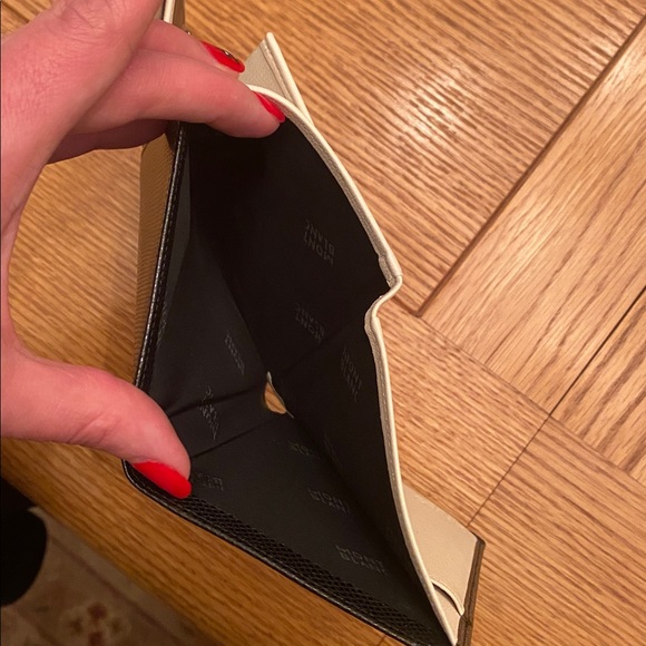 Mont Blanc Black wallet. - Picture 7 of 9